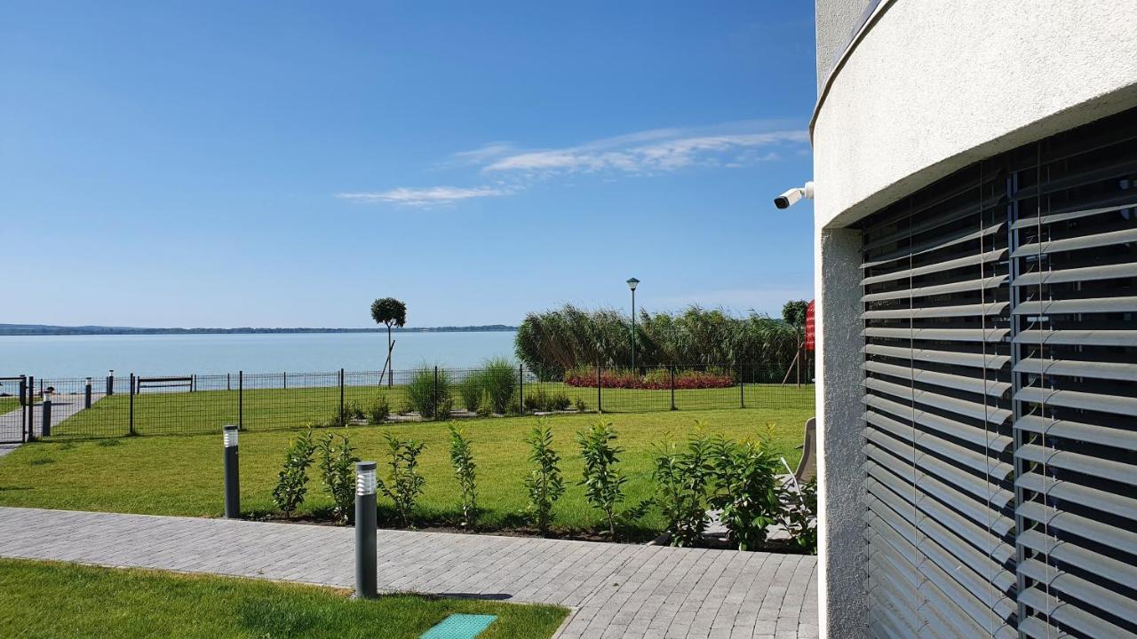 Kekvitorla Apartman Кестхей Екстер'єр фото