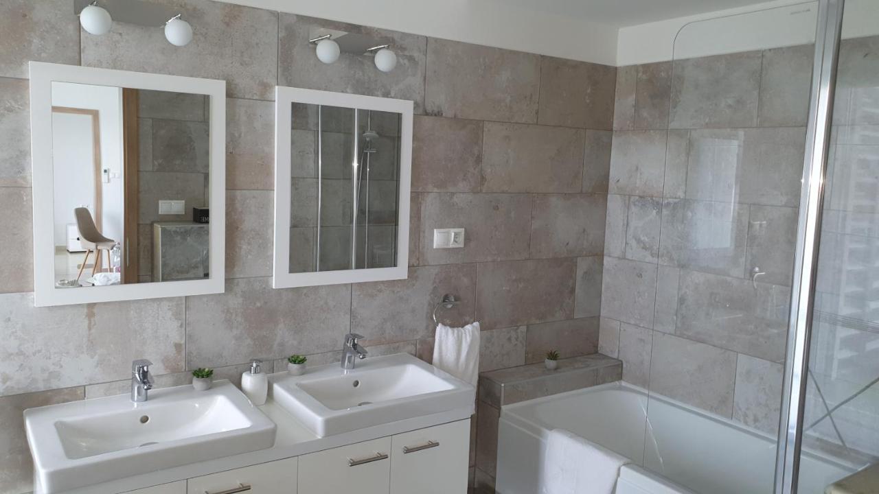 Kekvitorla Apartman Кестхей Екстер'єр фото